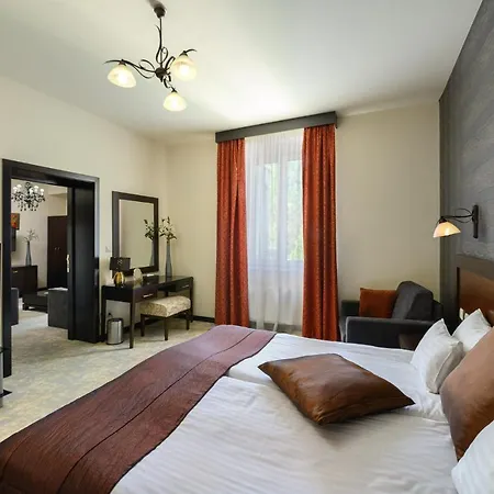 奥瑞姆酒店 酒店 Hajdúszoboszló