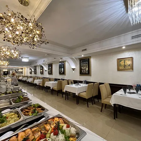 Hotell Aurum 4*