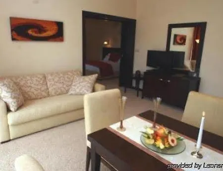 Aurum Hotel