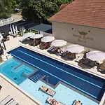 Aurum Otel 4*