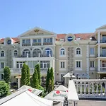 Aurum 4*