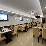 Aurum Hotel 4*