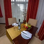 Otel Aurum 4*