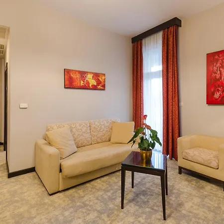 Hotel Aurum